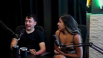 Viraram acompanhante era clt teve um cara que não sabia transar o cliente pesava 200kg e ficou com medo de casal kaliente watch sheer red