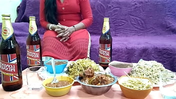 मैडम ने खाना और ठंडी बीयर के साथ सर का लंड का मजा लिया मुंबई आशु मैडम ने खाना और ठंडी बीयर के साथ सर का लंड का मजा लिया मुंबई आशु