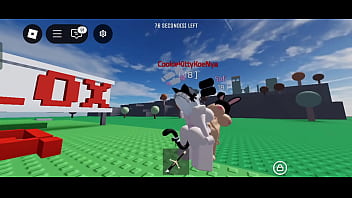 Puta es follada en roblox