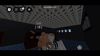 Puta es follada en roblox