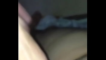 Puta batendo punheta no meu pau