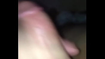 Puta batendo punheta no meu pau