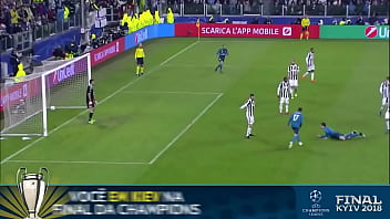 Cr7 enfiando com gosto no buffon