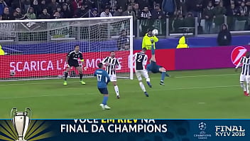 Cr7 enfiando com gosto no buffon