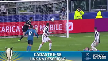 Cr7 enfiando com gosto no buffon