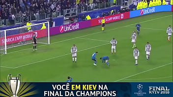 Cr7 enfiando com gosto no buffon