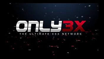 Anal lover big tit blonde nicky blue riding hard