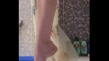 I love to smear my legs with cream and caress them for you dear