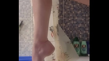 I love to smear my legs with cream and caress them for you dear