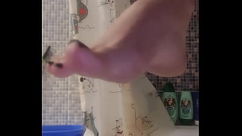 I love to smear my legs with cream and caress them for you dear