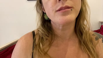 Swallow gummy bears vore fetish