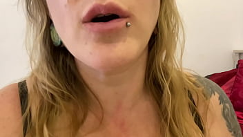 Swallow gummy bears vore fetish