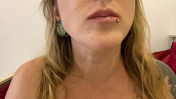 Swallow gummy bears vore fetish