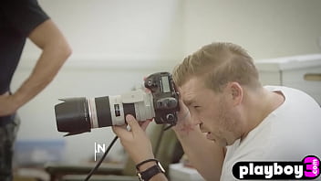 Sexy babe rachel harris showed her amazing ass and perfect tits and posed naked in hot photo session