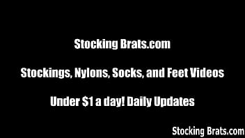 Foot fetish and foot worshiping tube videos