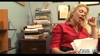 Lovable woman gets hard fuck