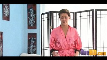 Sensual massage 2639