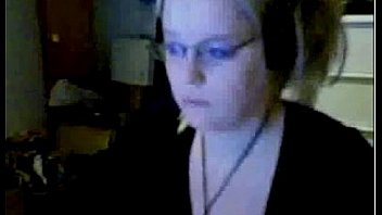 Blonde chick shows off her tits