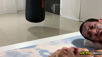 Loira peituda acordou chupando pica e fodeu a noite toda com seu marido tatuado part 3