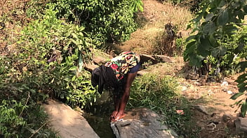 A quicky by the riverside