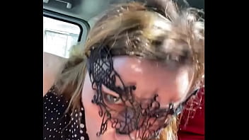 Voglia in macchina soli