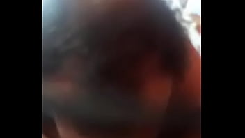 Linda Travesti Sendo Chupada thumbnail