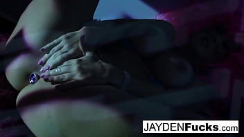 Hot babe with amazing tits gets wild