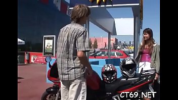 Tight and juicy pussy hole endures unforgettable cock penetration