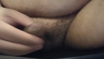 Gozando Enquanto Sento Num Dildo thumbnail