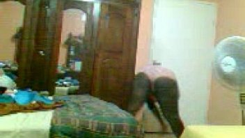 Fat chick dance up a storm