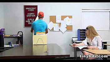 Amazing teen pussy avril hall 2 91