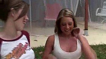 Brunette and blonde teens