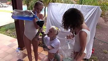 Rainbow puke whore training