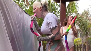 Rainbow puke whore training