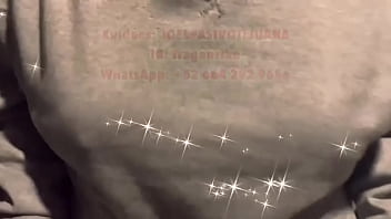 Estas conmigo en mi cuarto