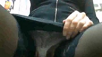 ð¼ð¾ð»ð¾ð´ðµð½ñœðºð°ñ ð”ðµð²ñƒñˆðºð° ñ€ð°ð·ð²ð»ðµðºð°ðµñ‚ññ ð½ð° ñ€ð°ð±ð¾ñ‚ðµ