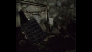 Oliendo calzones de mi tia la maestra de rico culo