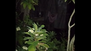 Oliendo calzones de mi tia la maestra de rico culo