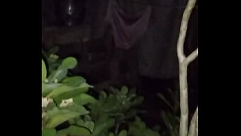 Oliendo calzones de mi tia la maestra de rico culo