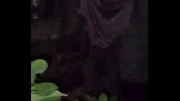 Oliendo calzones de mi tia la maestra de rico culo