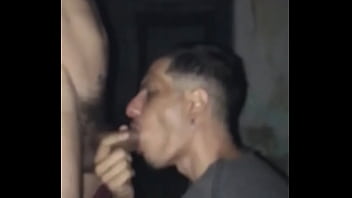 Dotado De 22cm Piroca Grossa Encheu Minha Boca De Leite No Terreno Baldio Quase Fomos Pegos No Flagra thumbnail