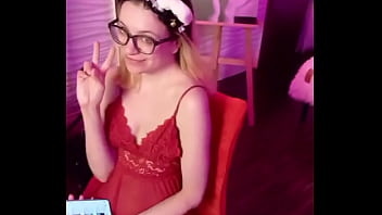 #stream behind the scenes ; i like #petplay and all kind of that #roleplay comment somthing under my 5 posts and il