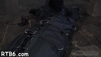 Useless doxy is playing her clits