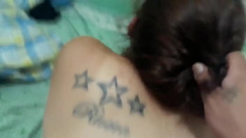 Mi vecina me reclama por mi perro y ella termina de perrito Mi vecina me reclama por mi perro y ella termina de perrito