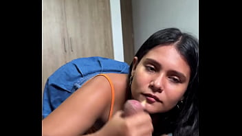 Dejame estudiar prima ya van dos veces que nos pillan y no quiero problemas Dejame estudiar prima ya van dos veces que nos pillan y no quiero problemas