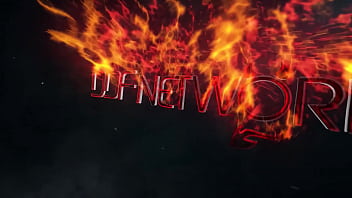 Stuffing snatch & ass kinky hot newcomer dp's herself