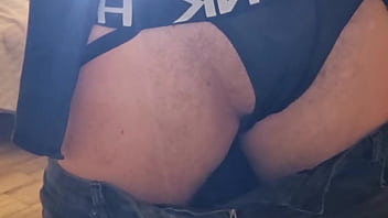 Amazing italian creampie my step brother jerks off and cums with a fantastic big dick