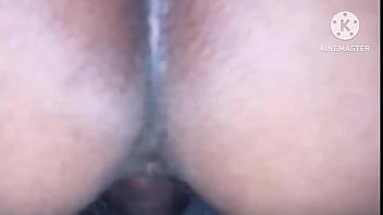 Esposa com negão sem camisinha na cabine do carícia