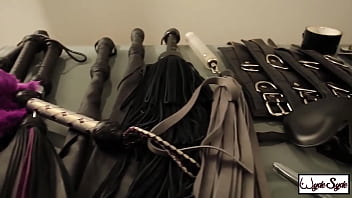 Trimmed pussy bdsm nympho julie kay gets dicked by king noire