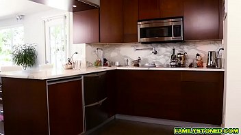 Natalia sucking step bros cock clean off